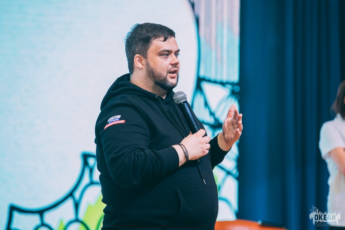 Всероссийский проект «Классные встречи» приехал в «Океан»