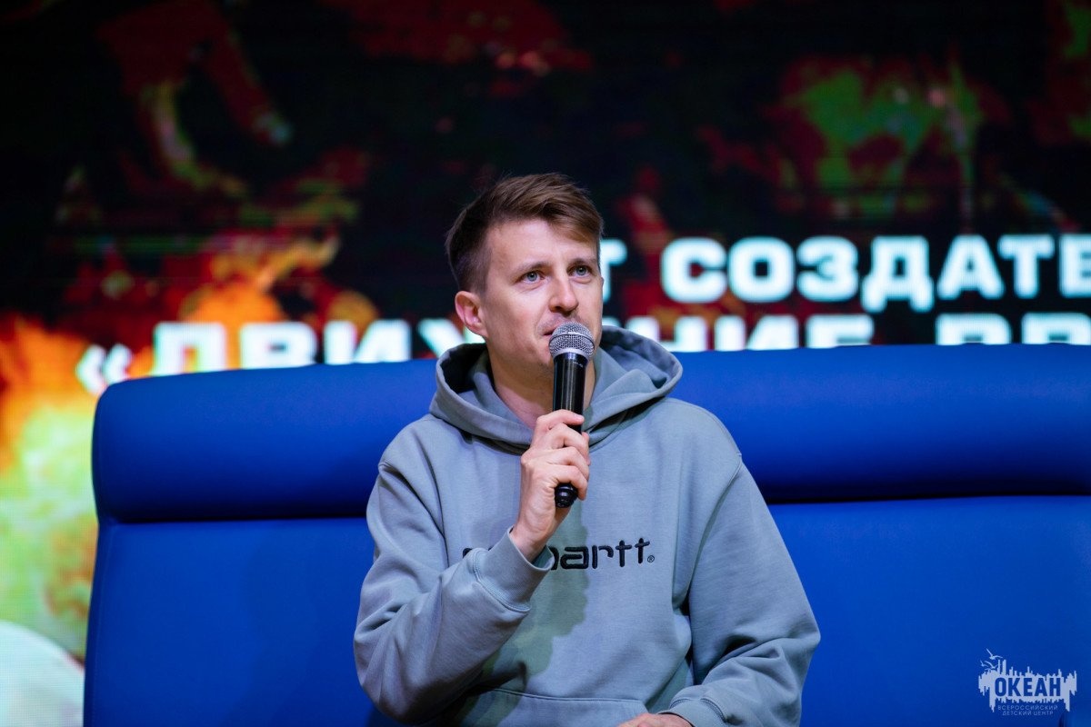 Творческая встреча океанцев с режиссёром фильма «Огонь» прошла в детском центре