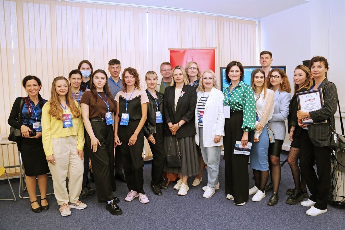 Проект информационного сопровождения онлайн-смен ВДЦ «Океан» представили в рамках МедиаСаммита-2021