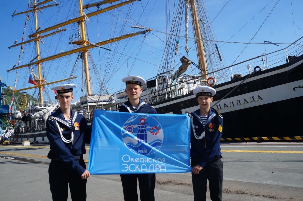 Океанские юнги вышли в море на паруснике «Паллада»