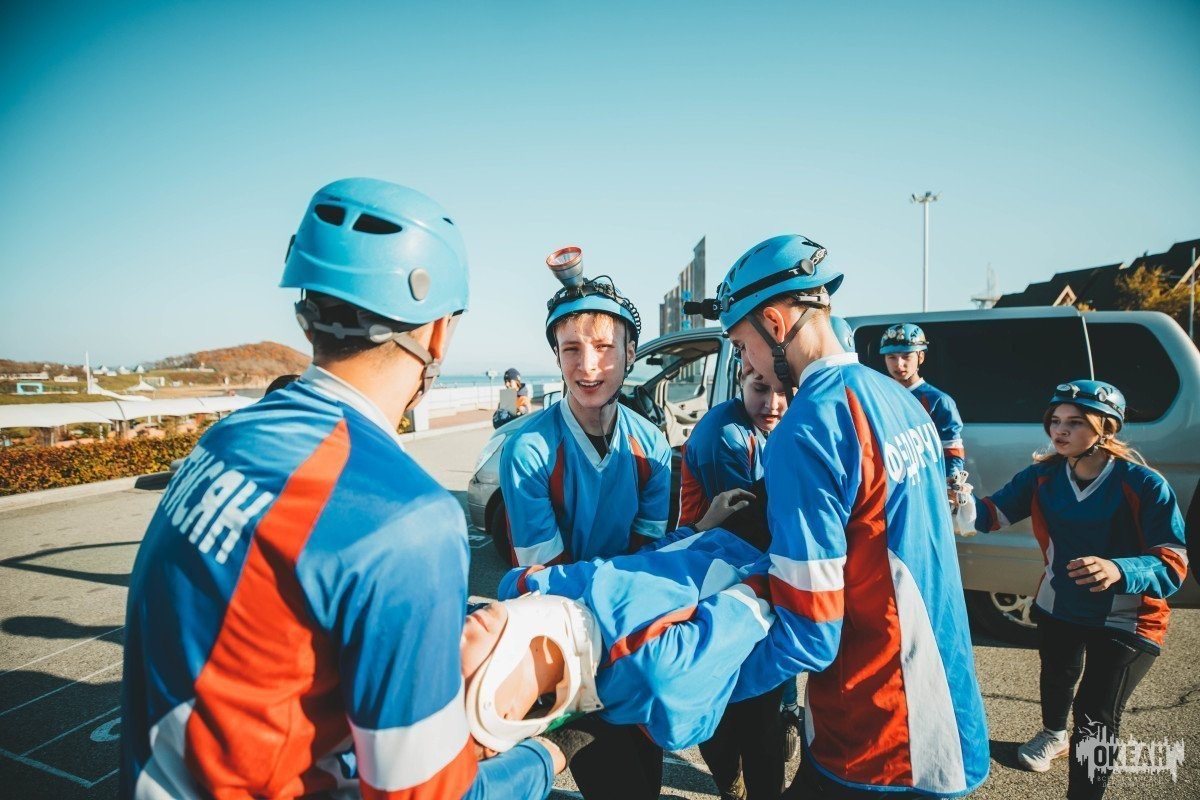 «Школа безопасности»: у юных спасателей прошли первые конкурсные испытания