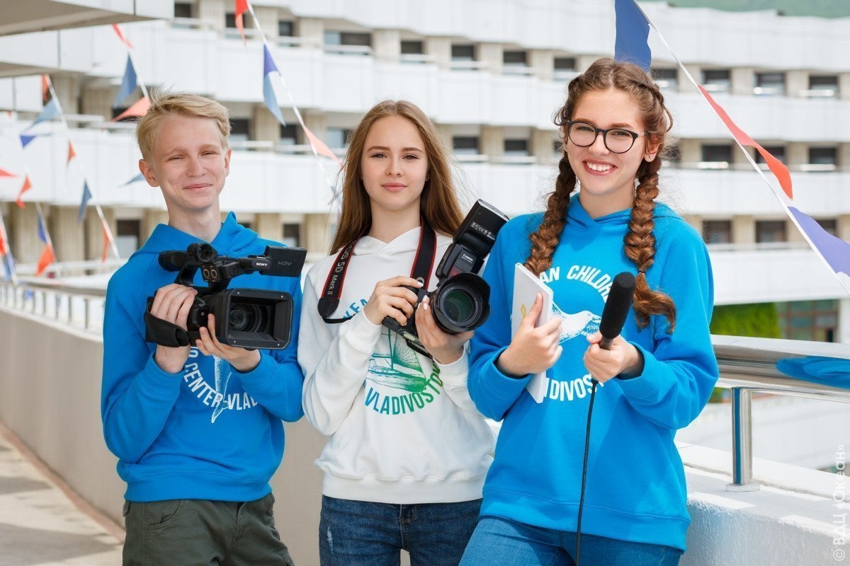 «Океан» приглашает к участию в фестивале детско-юношеских фильмов «Зеркало будущего»