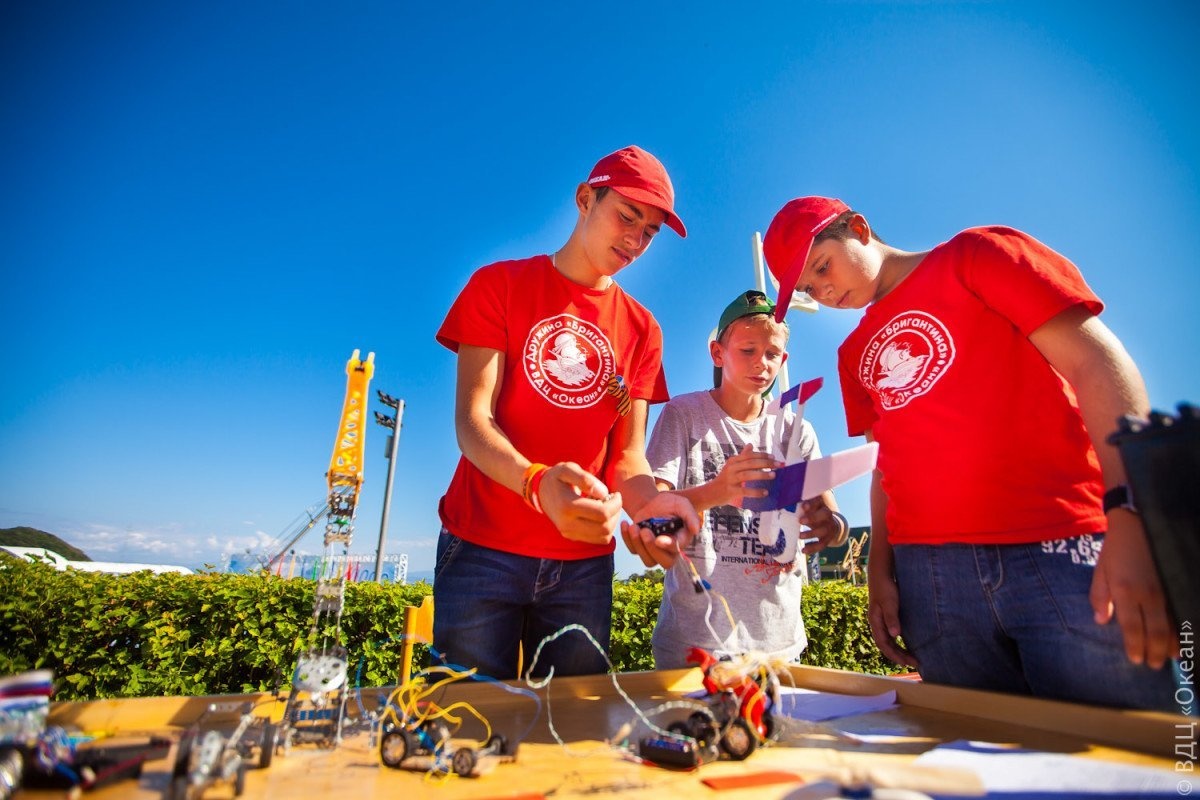 Техническое творчество школьников в ВДЦ «Океан»: от первых кружков до всероссийских смен