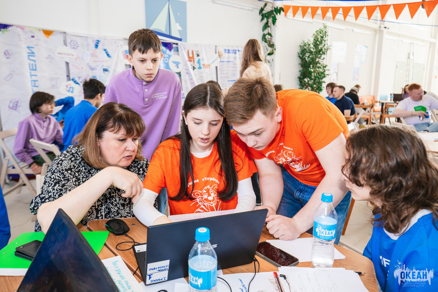 «Мейкертон юных инженеров»: участники программы «Изобретатели будущего» решили производственные кейсы с помощью науки