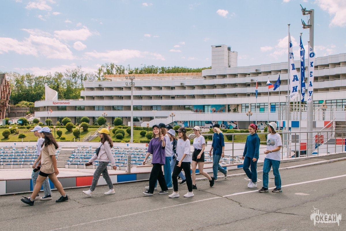 Участники первой летней смены прибывают в «Океан»!