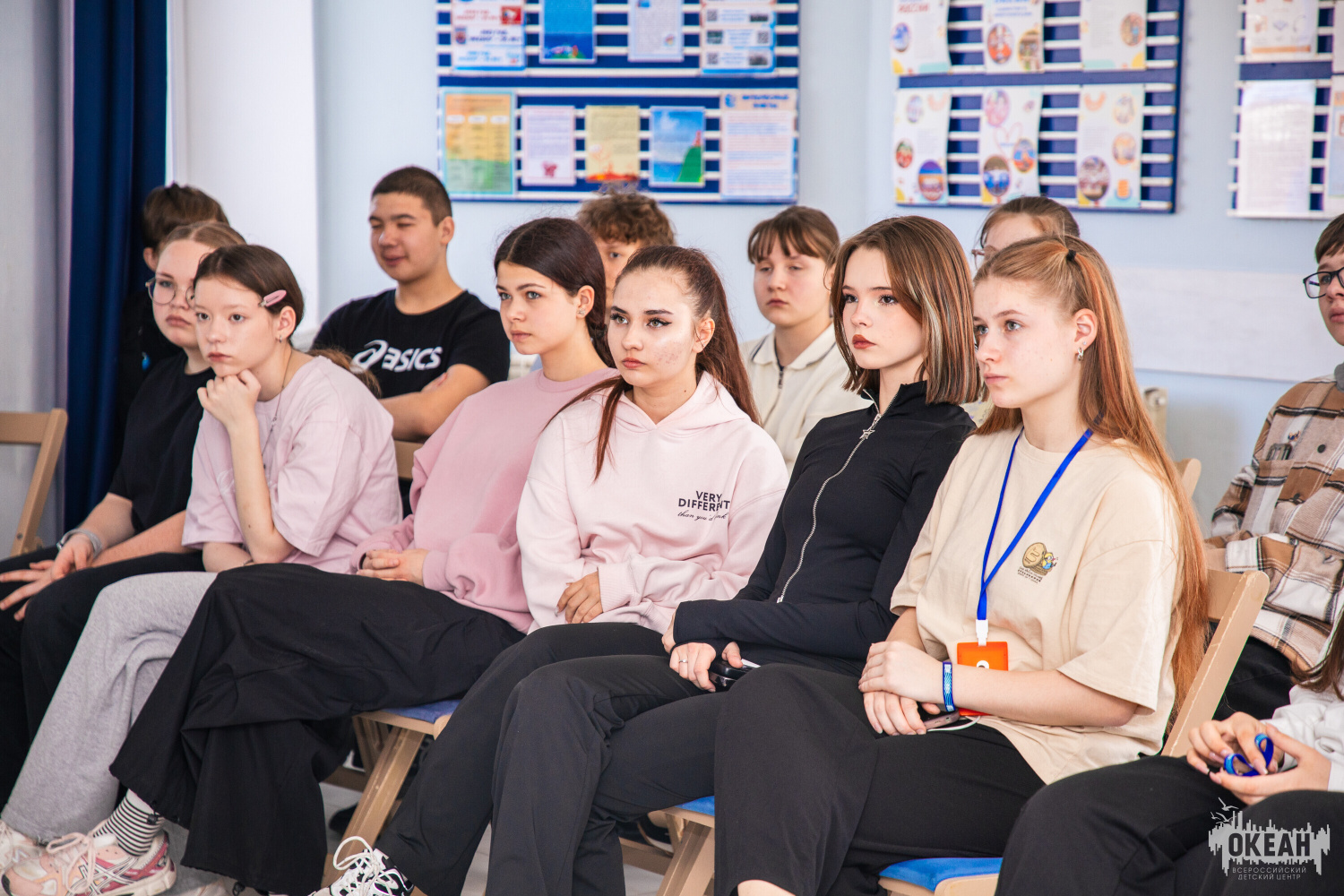 Участники программы «#ЛюдиВбелом » узнали о вреде недостоверной информации в интернете на площадке «Трансформация личности в эпоху цифровизации»