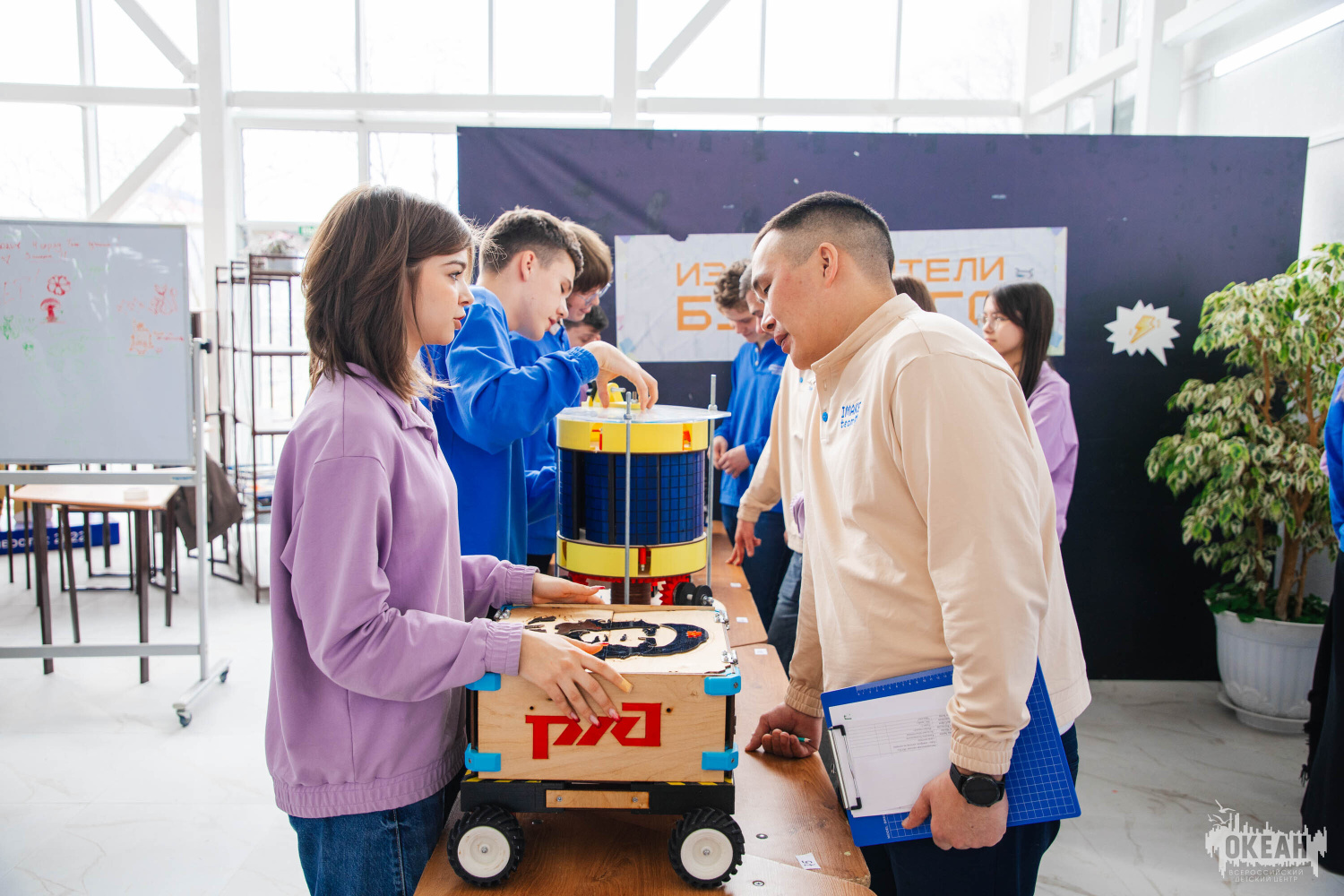 «Из первых рук»: участники программы «Изобретатели будущего» проверили свои умения под руководством действующих специалистов