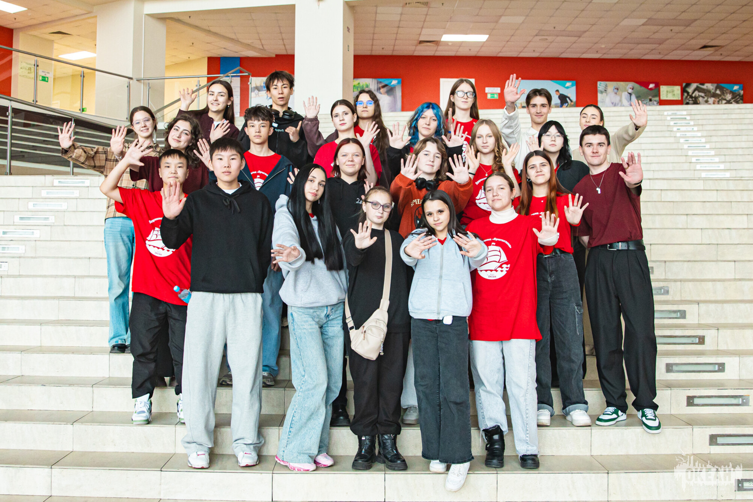 «Твой творческий старт»: океанцы погрузились в студенческую жизнь ДВФУ на острове Русский