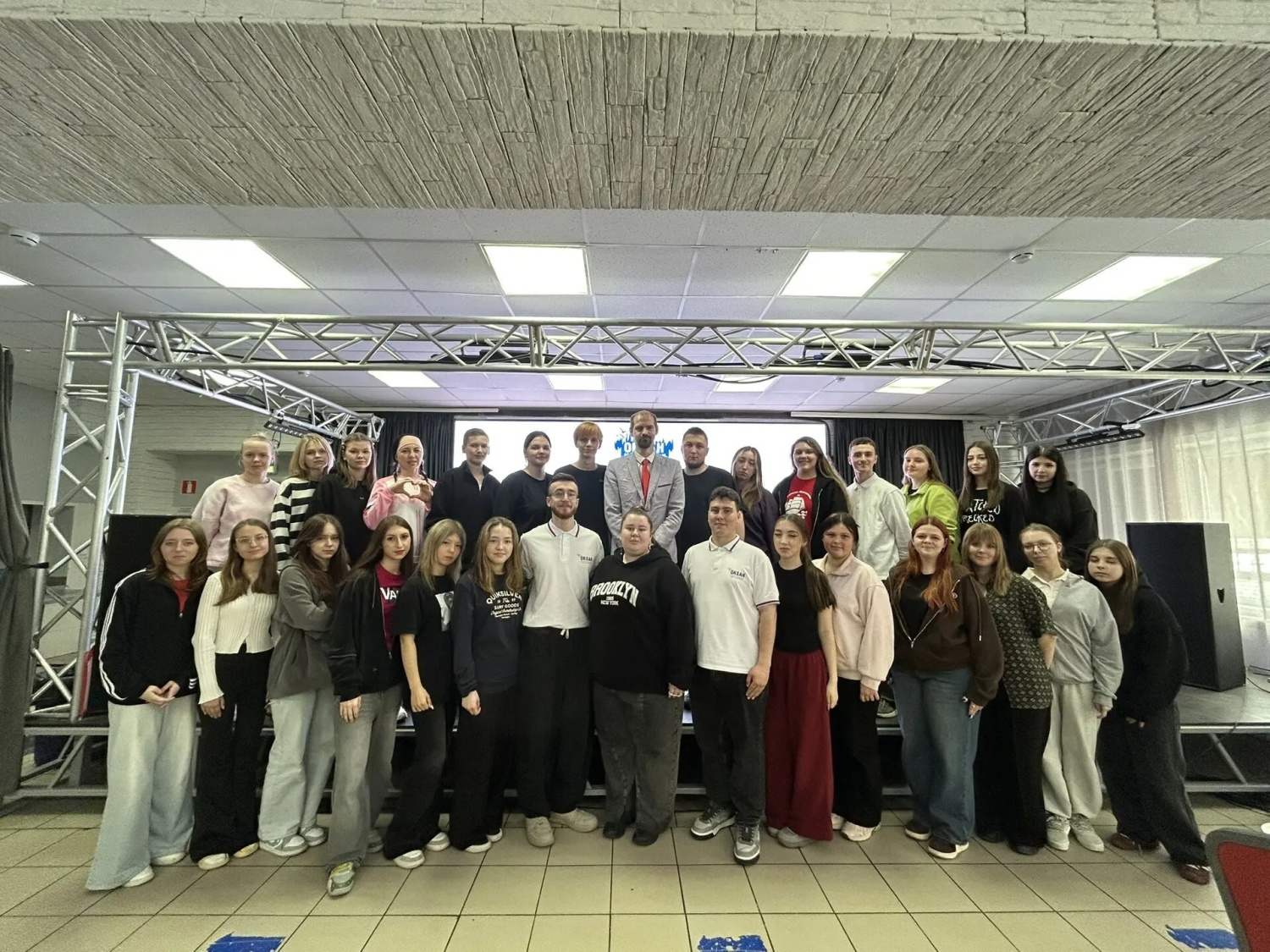 Школа вожатской подготовки: сотрудники ВДЦ «Океан» представили передовые педагогические методики коллегам из Сахалинской области