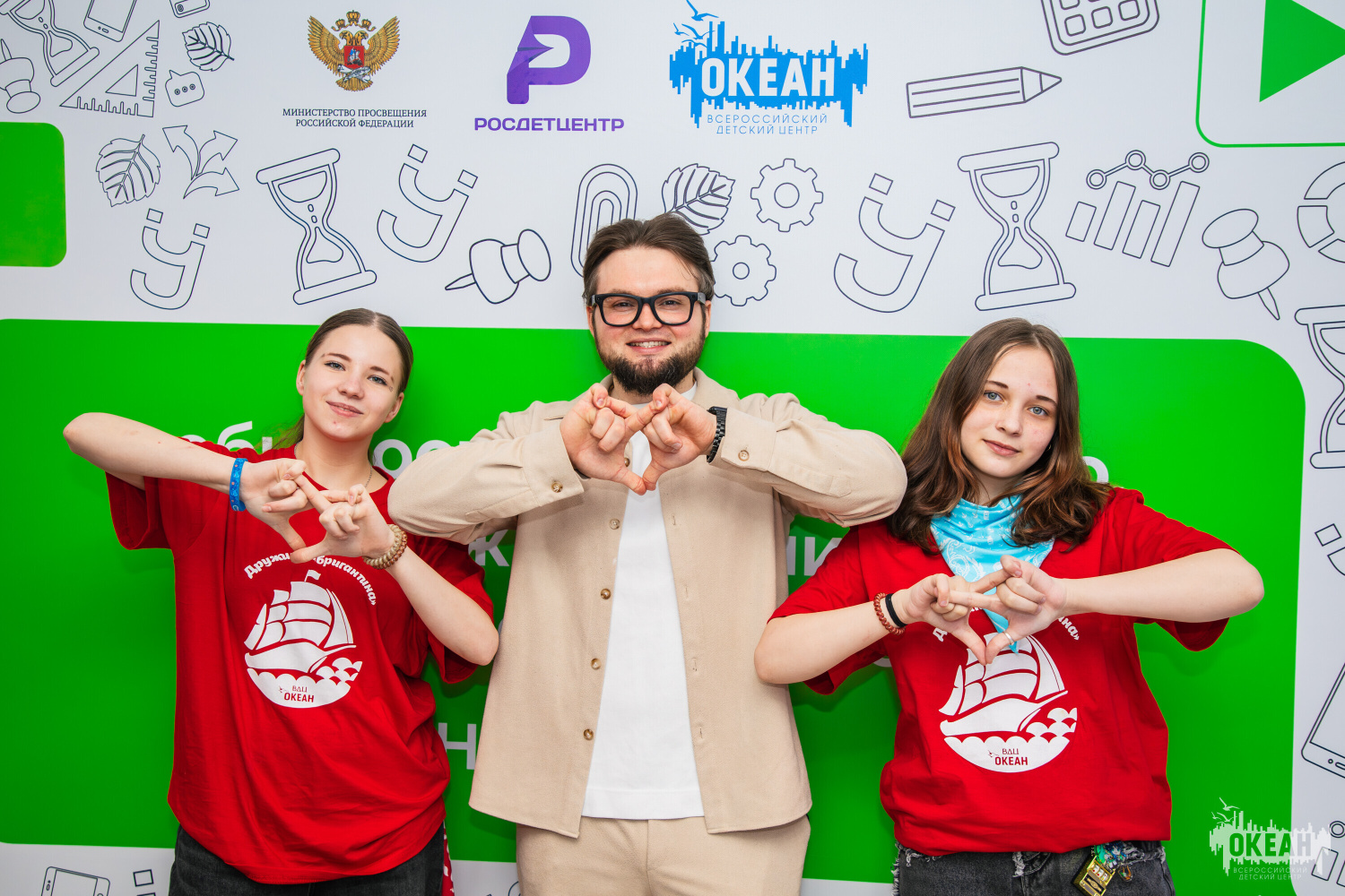 Профессия будущего: участники программы «Юные таланты России» познакомились с миром блогинга!