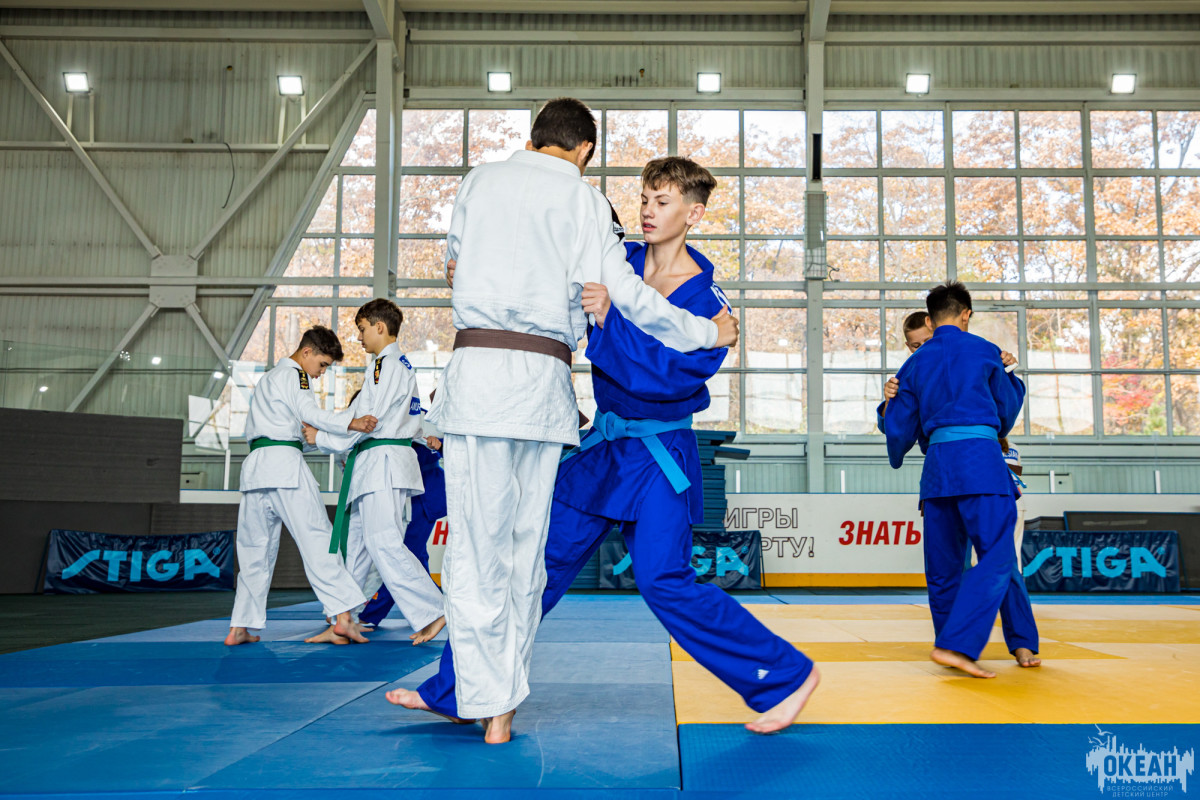 «Океан» воспитывает чемпионов: образовательный курс «Планета дзюдо»
