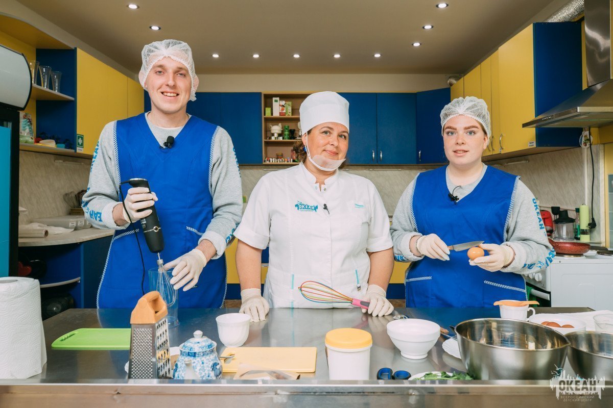 «Океан» болеет за своего представителя на конкурсе «Сердце отдаю детям»