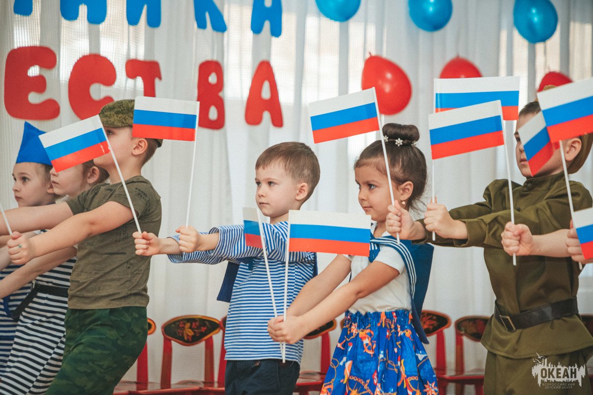 В детском саду ВДЦ «Океан» прошли утренники в честь Дня защитника Отечества