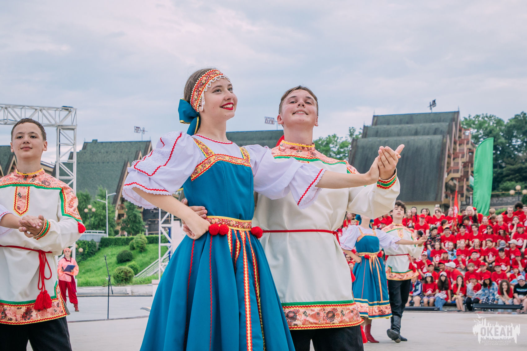 Всенародный фестиваль национальный культуры Эл-Ойтын. Танец каменки плясуньи.